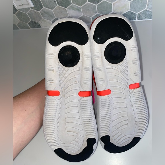 Nike women’s Air Max Up shoes, size 9 - Picture 5 of 9